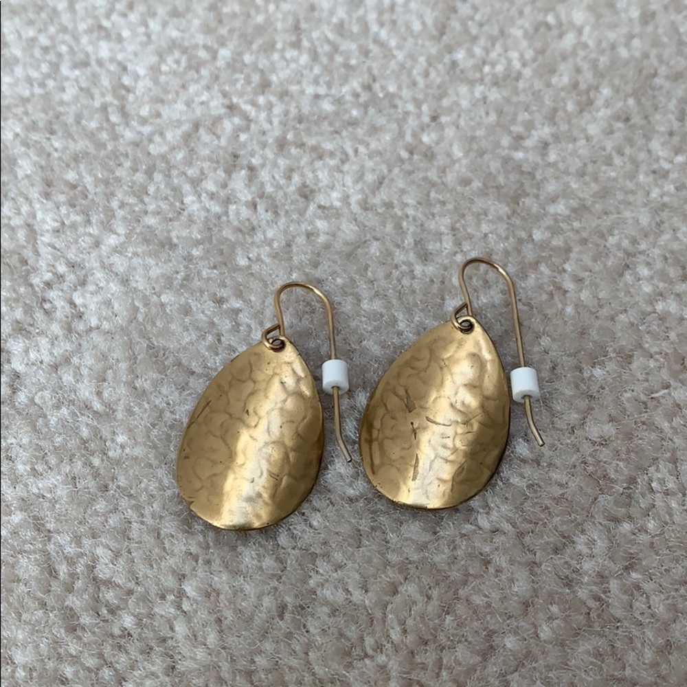 Gold teardrop earrings